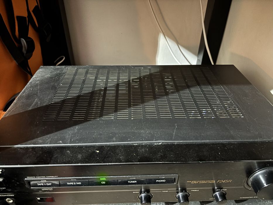 wzmacniacz Sony F245R