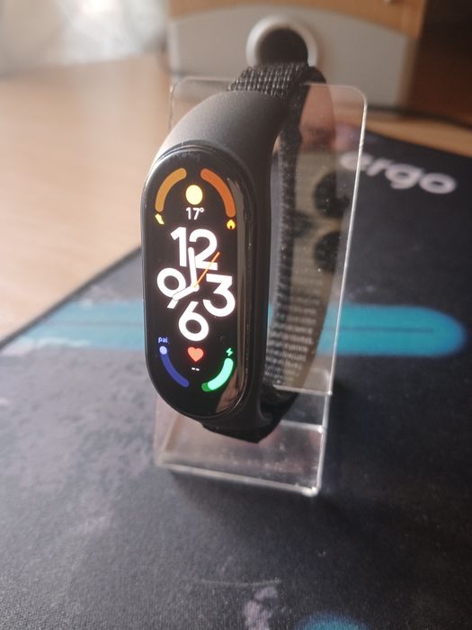 Продам фітнес браслет Mi band 7