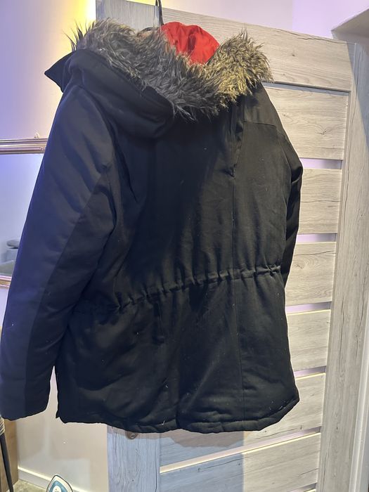 Kurta Jordan zimowa  bardzo ciepla rozmiar Mz kapturem
