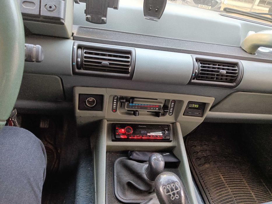 Land Rover Discovery — fotografia 8