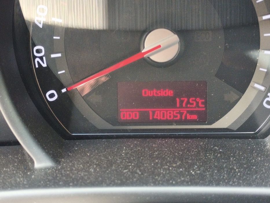 Sprzedam samochód KIA