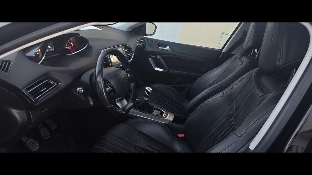 Vendo Carrinha Peugeot 308SW Diesel foto 3