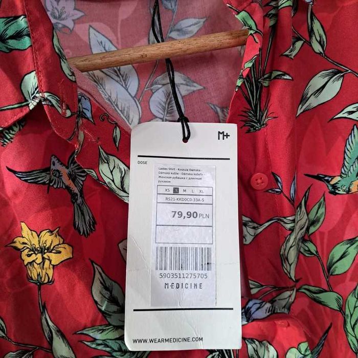 Nowa damska czerwona bluzka 100% wiskoza kwiaty ptaki Medicine 36 S