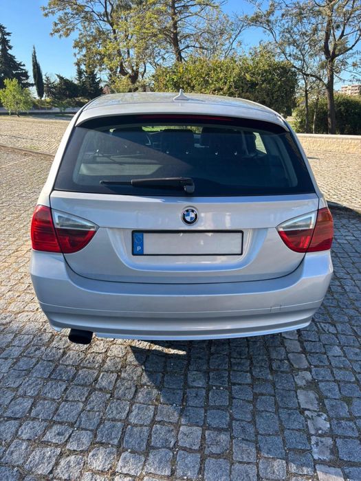 BMW 318d Touring 2008 – Económica, espaçosa e fiável