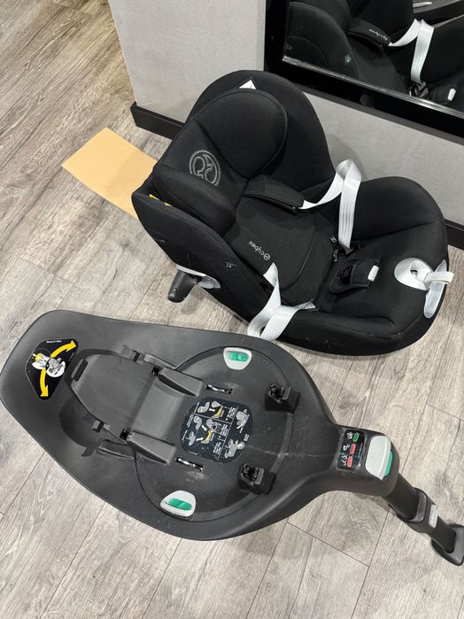 Fotelik samochodowy Cybex sirona z2+ z bazą
