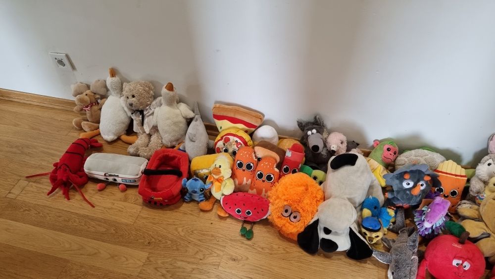 Przytulanki biedroniaki stich różne 20zł szt