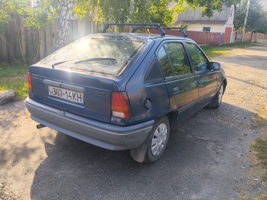 Продам OPEL KADETT 1.3 бензин