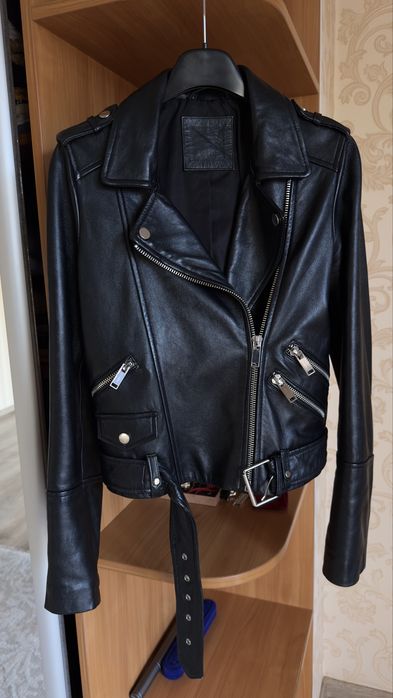 Косуха ,в натуральній шкірі розмір S