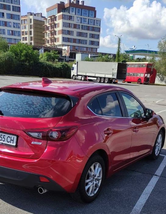 Mazda 3 2016 рік