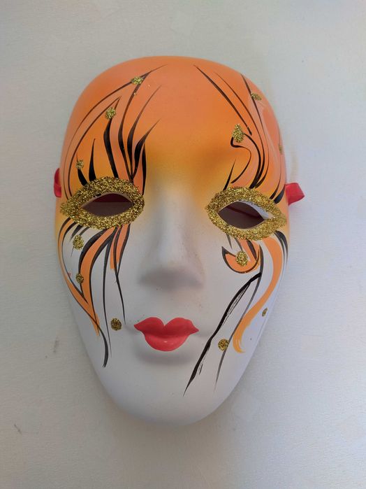 Maska ręcznie malowana