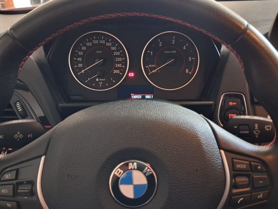 BMW Série 1 efficient dinymics 1.6D Sport foto 5