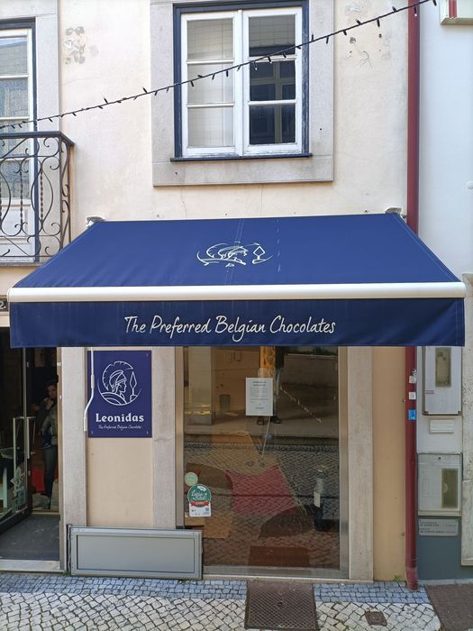 Toldo retrátil 2,30mt