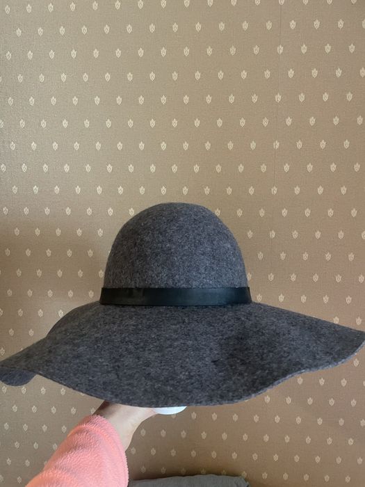 Шляпа  H&M шерсть 100%