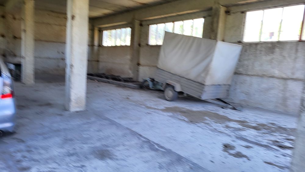 Продається комерційна ділянка з будівлями