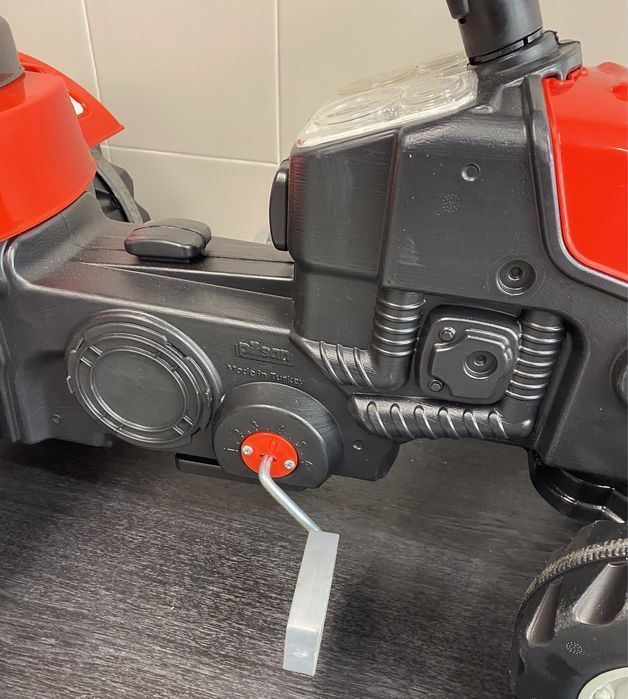 Traktor na pedały JAMARA 460835