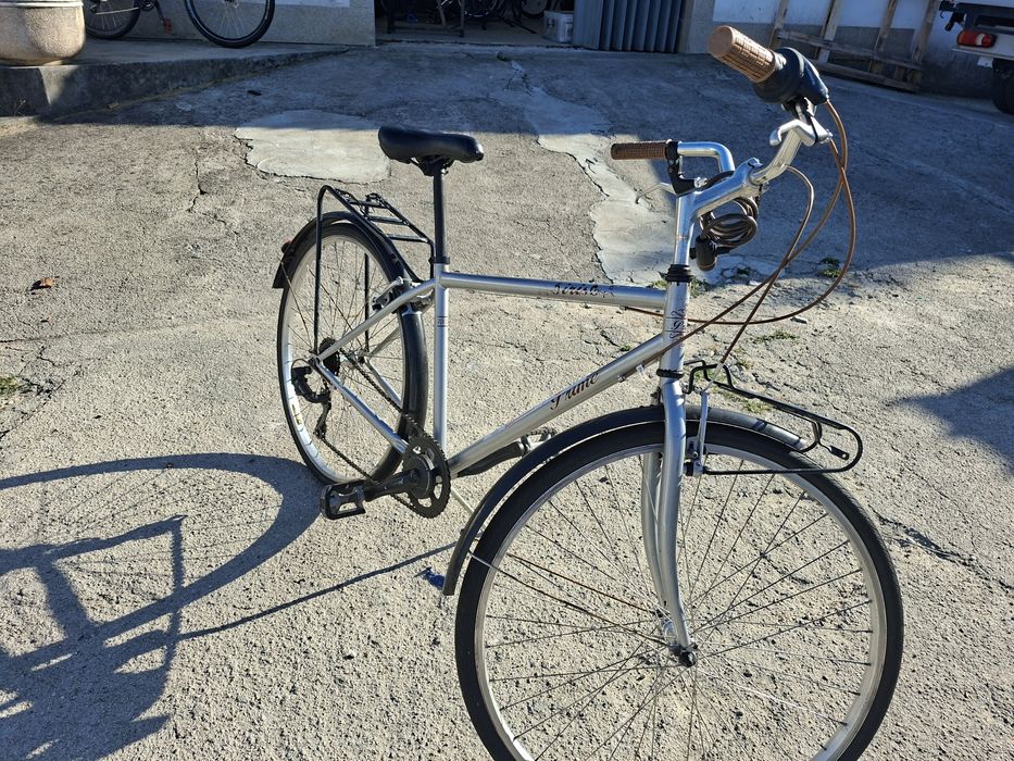 Bicicleta citadina roda 700 28