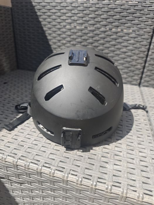 Capacete BERN + Suportes GoPro