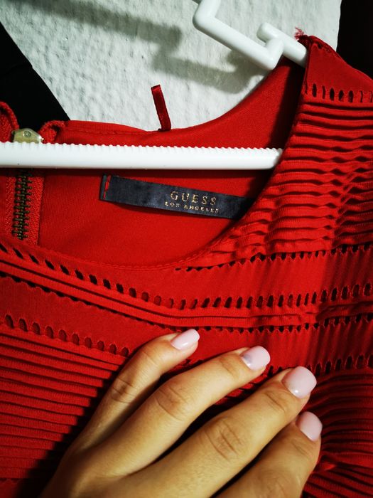 É um vestido e um casaco