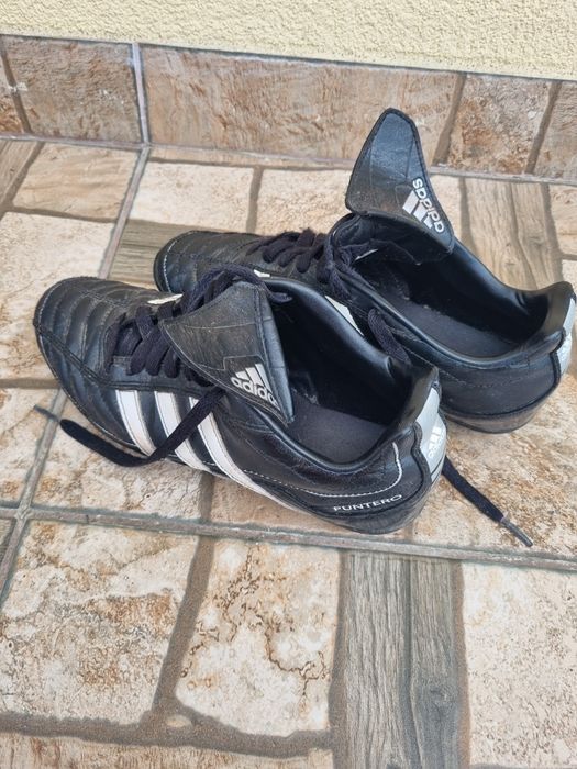 Obuwie do piłki Adidas oryginal rozm.39/⅓