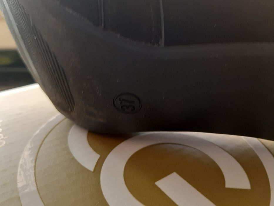 Sapatos pretos de salto usados 1 vez nr 37