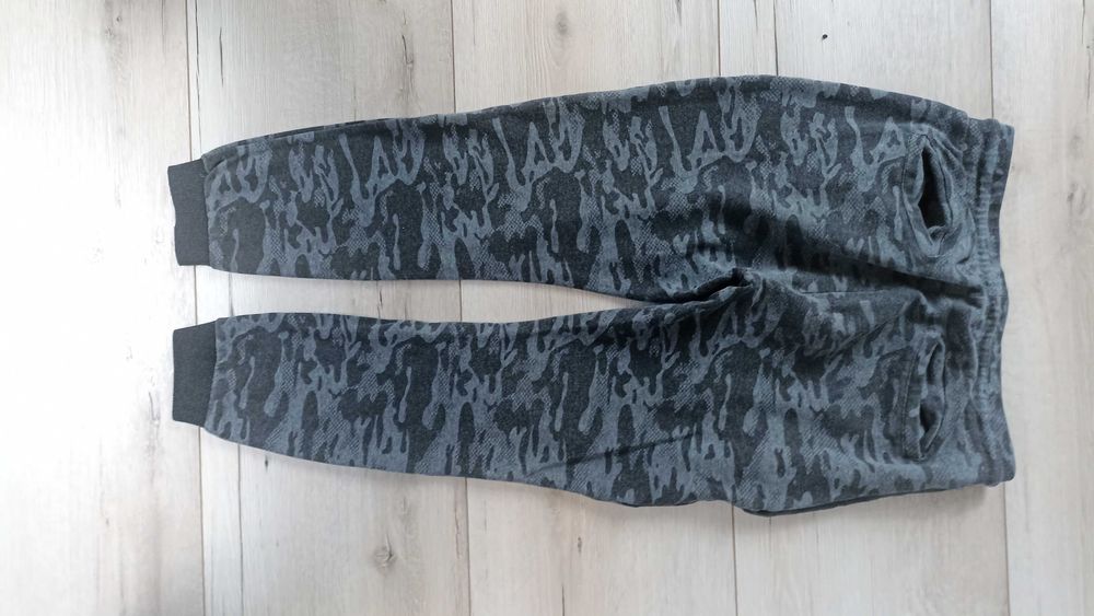szaro czarne - moro Spodnie Joggery slim House S