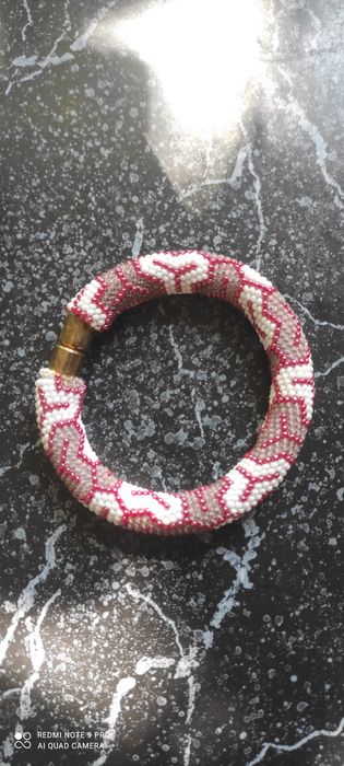 Браслет и серьги из бисера