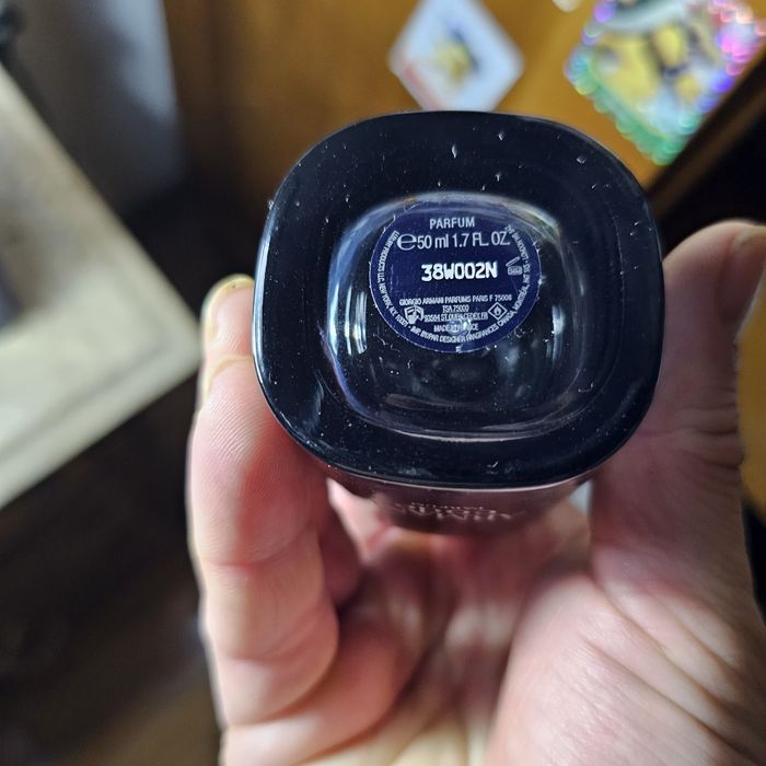Vendo Armani code parfum 50ml recarregável e garrafa recarregável 150m
