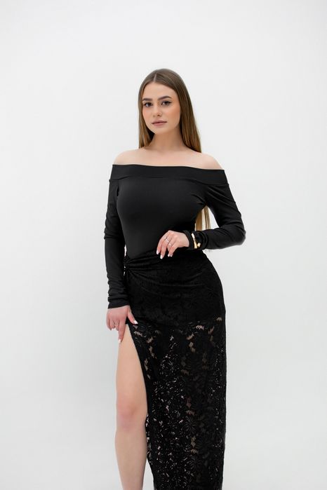 Мереживний комплект з комбінезоном та мереживною спідницею