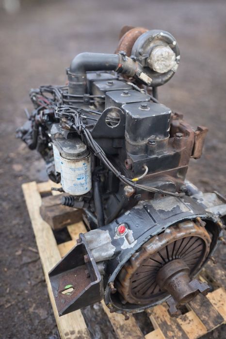 Двигатель Каменс CUMMINS с навеской..