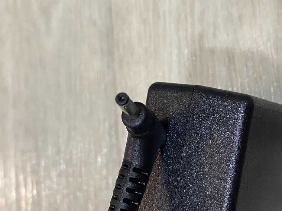 Блок питания для ноутбуков  Acer