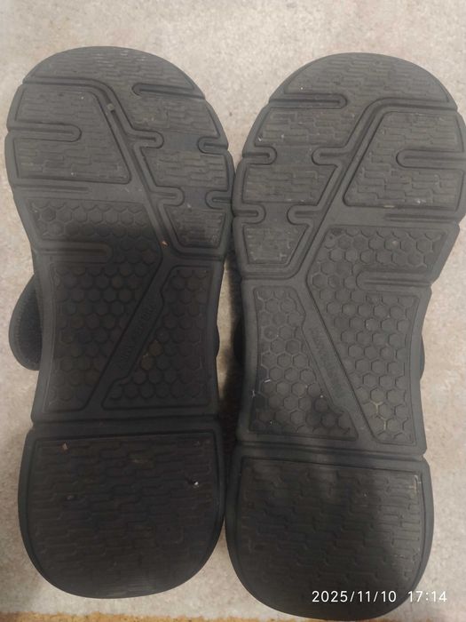 Vendo sapato CONFORT TECHNOLOGY na cor preta, número 50.