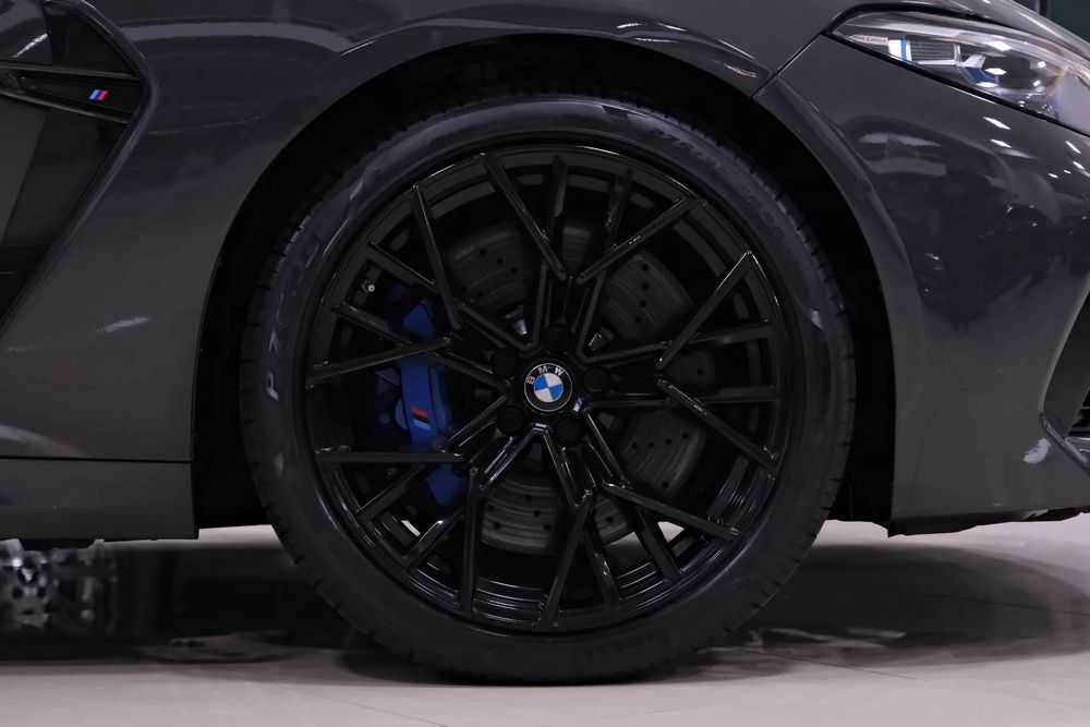 BMW M8