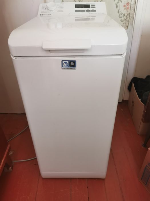 Пралка Еlectrolux EW6T5061U