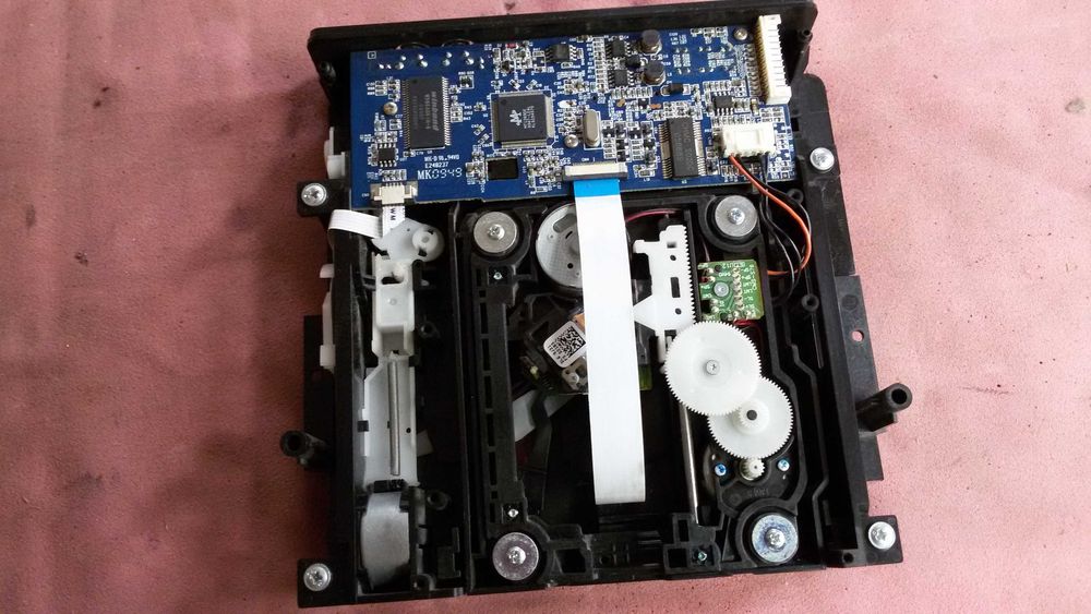 drive dvd tv sanyo ce22lc80dvn-cp  para aproveitar componentes