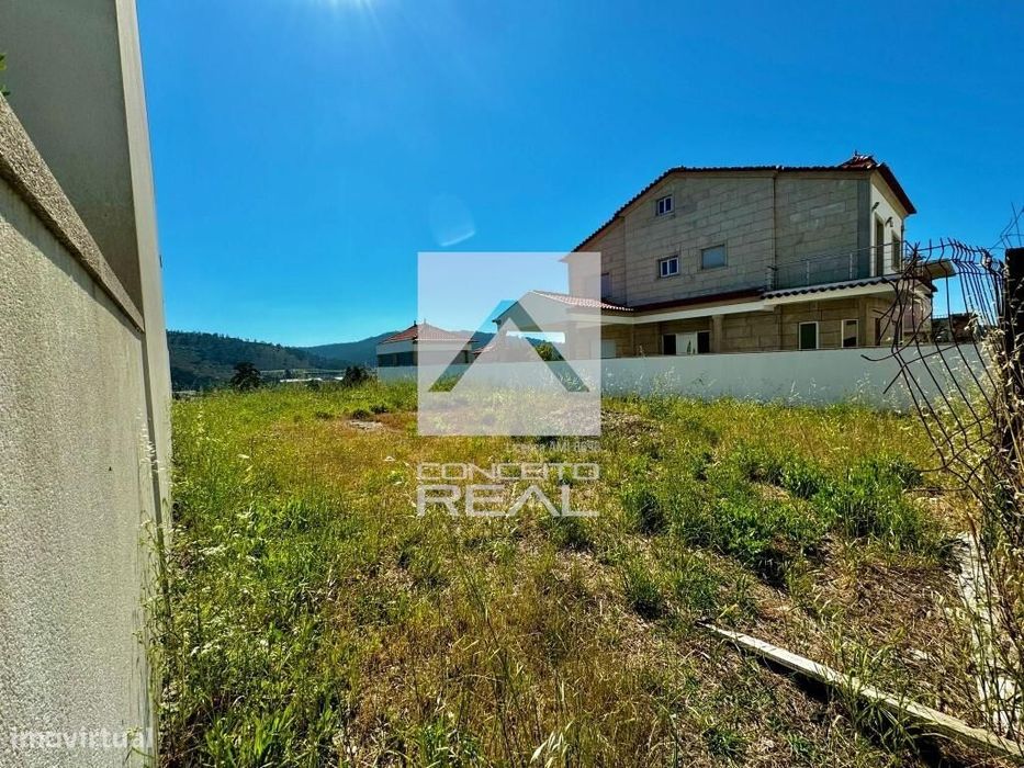 Plot of land with approved construction feasibility – Valongo/Campo