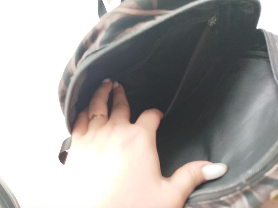 Портфель жіночий