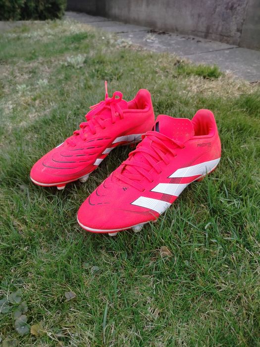 Korki Adidas ( Protector) orginał rozm. 42