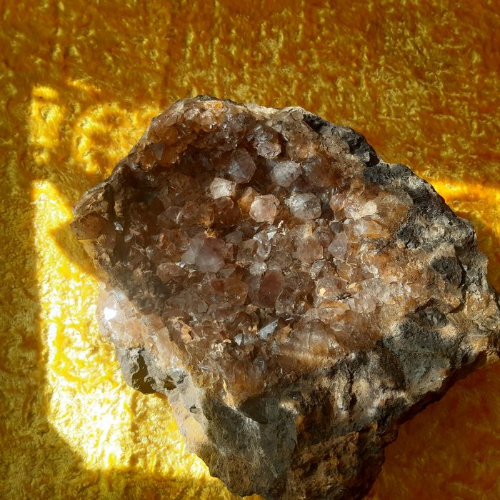 Самородок  камень