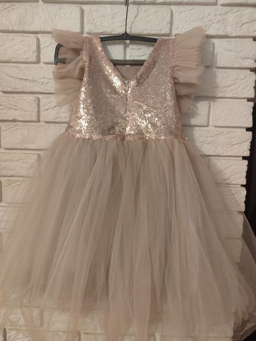 Дитяча святкова сукня