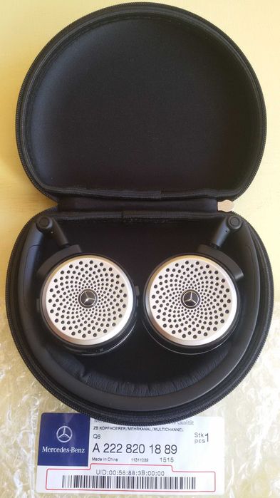 Fones Bluetooth com estojo, Original da Mercedes Benz