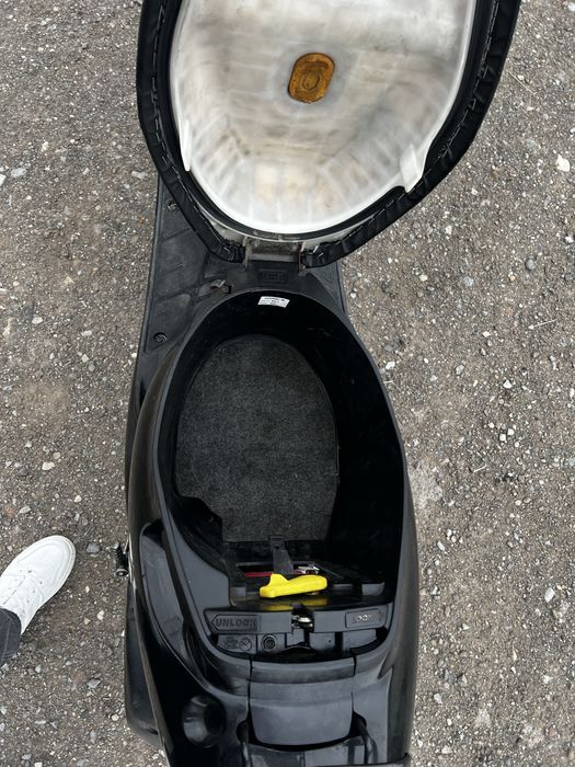 Продам скутер Honda dio af-34