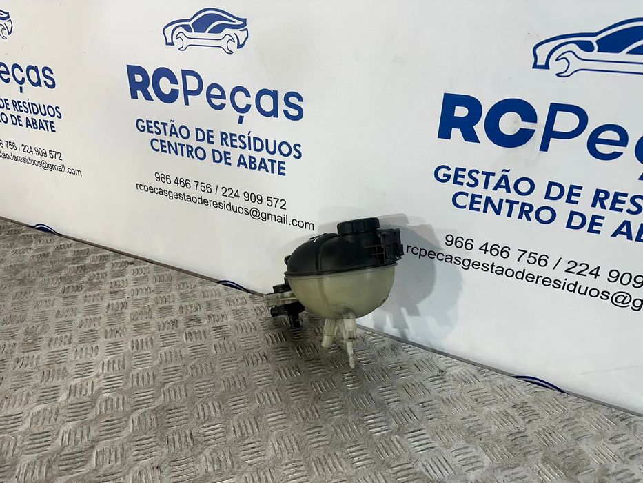 Reservatório Deposito Anticongelante Agua Motor Original Mercedes
