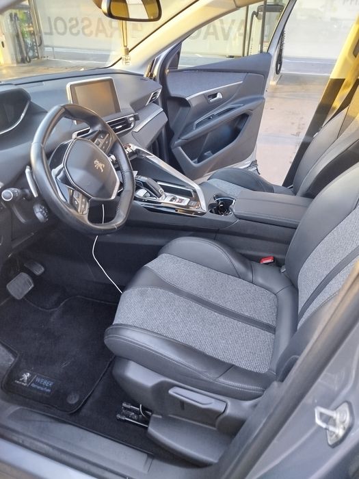 Peugeot 3008 1.6  HDI