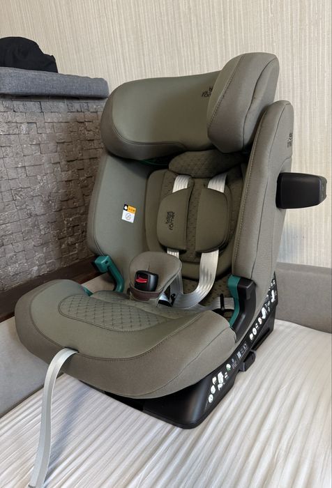 Автокрісло Britax Römer ADVANSAFIX PRO 2025 (LUX / Urban Olive)