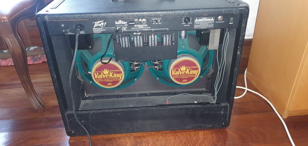 Amplificador Peavey VK 212