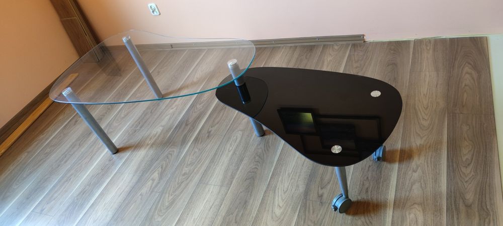 Ława szklana uchylna