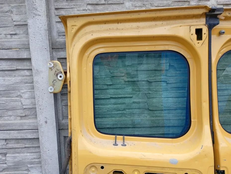 drzwi tylne lewe prawe tył z szybą opel vivaro a trafic ii primastar 2