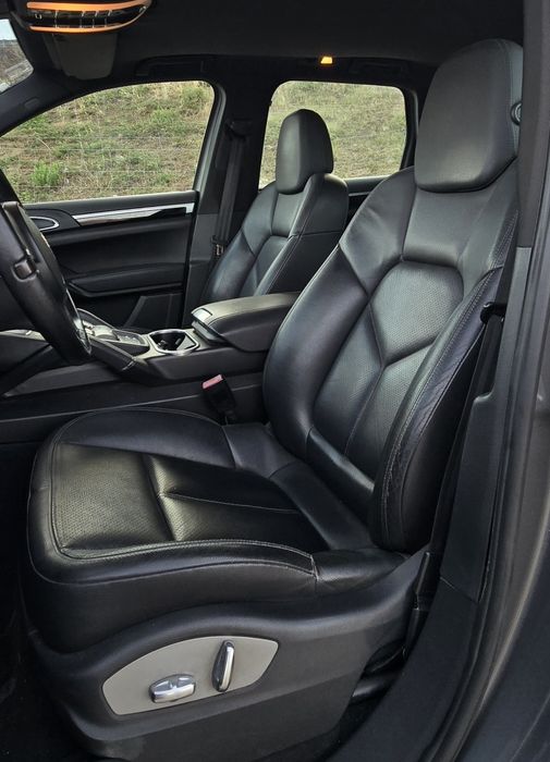 Porsche Cayenne — fotografia 4