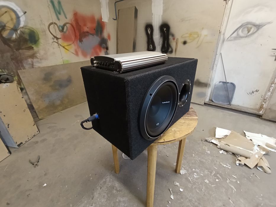 Sprzedam skrzynkę basową