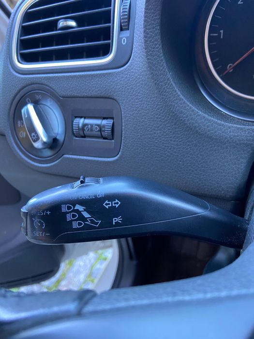 Volkswagen polo 6R 1.6 TDI 90cv caixa automatica